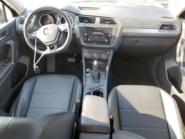 3VV3B7AX9JM071256 2018 VOLKSWAGEN TIGUAN - Image 8