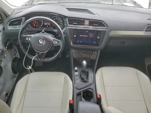 3VV3B7AX9JM074156 2018 VOLKSWAGEN TIGUAN - Image 8