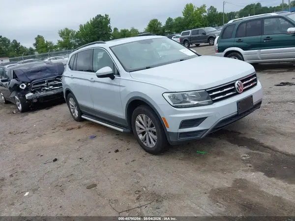 3VV3B7AX9JM082080 2018 VOLKSWAGEN TIGUAN - Image 1
