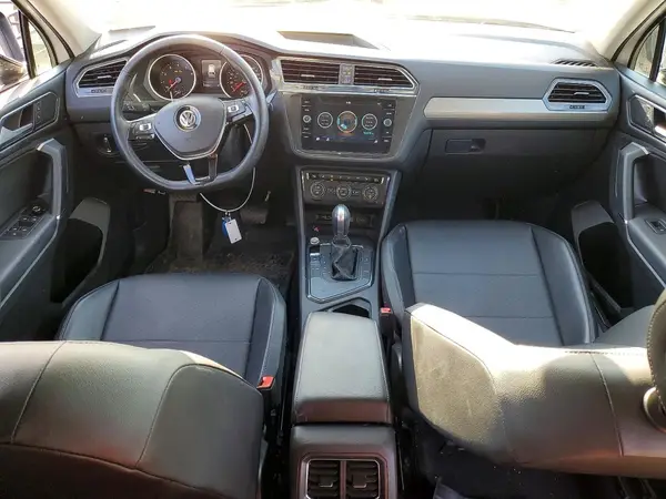 3VV3B7AX9JM083696 2018 VOLKSWAGEN TIGUAN - Image 8