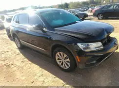 3VV3B7AX9JM121380 2018 VOLKSWAGEN TIGUAN