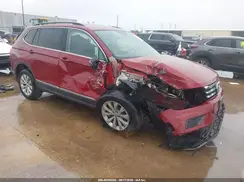 3VV3B7AX9JM158882 2018 VOLKSWAGEN TIGUAN