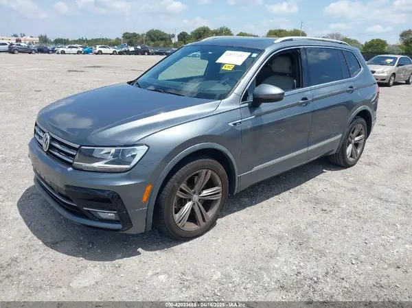 3VV3B7AX9JM178291 2018 VOLKSWAGEN TIGUAN - Image 2