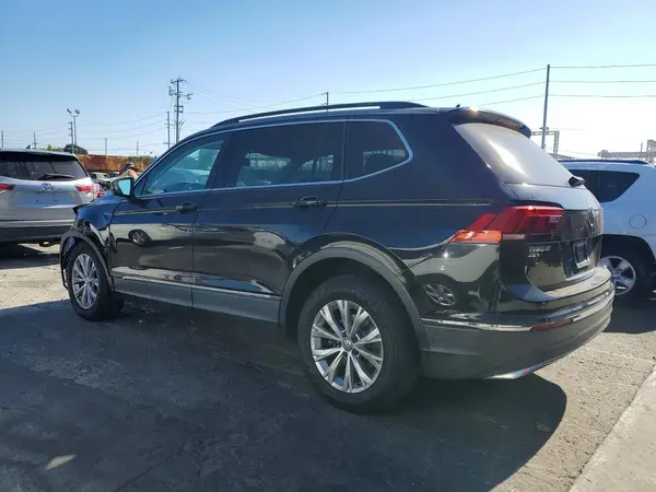3VV3B7AX9JM214416 2018 VOLKSWAGEN TIGUAN - Image 2