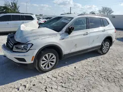 3VV3B7AX9JM215887 2018 VOLKSWAGEN TIGUAN