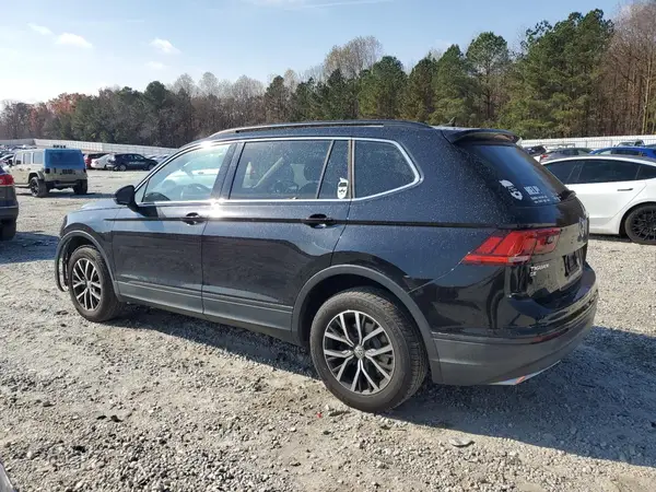 3VV3B7AX9KM015559 2019 VOLKSWAGEN TIGUAN - Image 2