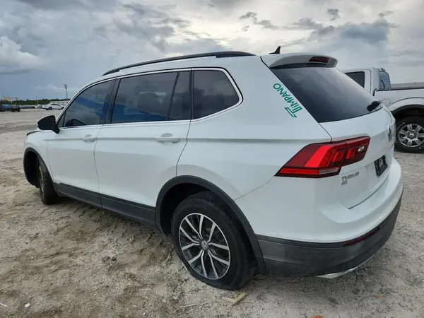 3VV3B7AX9KM028487 2019 VOLKSWAGEN TIGUAN - Image 2