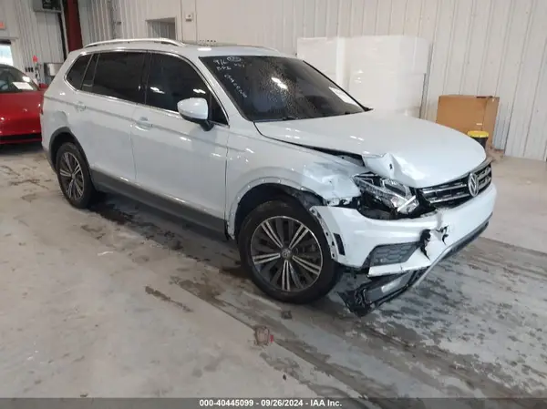 3VV3B7AX9KM030028 2019 VOLKSWAGEN TIGUAN - Image 1