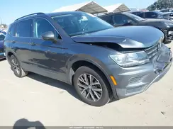 3VV3B7AX9KM053972 2019 VOLKSWAGEN TIGUAN