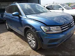 3VV3B7AX9KM065698 2019 VOLKSWAGEN TIGUAN