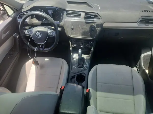 3VV3B7AX9KM077267 2019 VOLKSWAGEN TIGUAN - Image 8