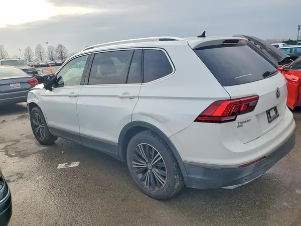 3VV3B7AX9KM080797 2019 VOLKSWAGEN TIGUAN - Image 2