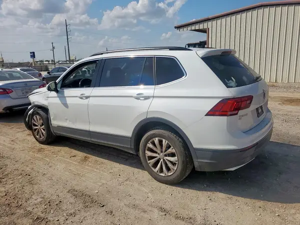 3VV3B7AX9KM082520 2019 VOLKSWAGEN TIGUAN - Image 2