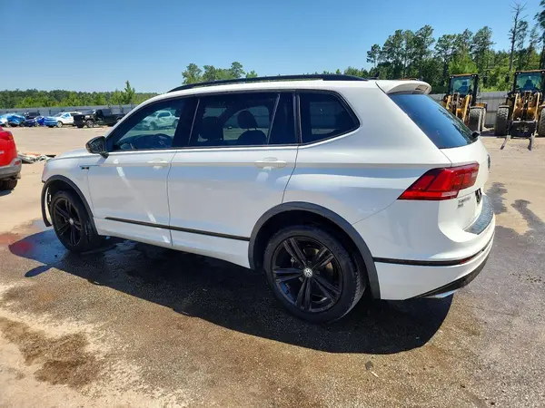 3VV3B7AX9KM084848 2019 VOLKSWAGEN TIGUAN - Image 2