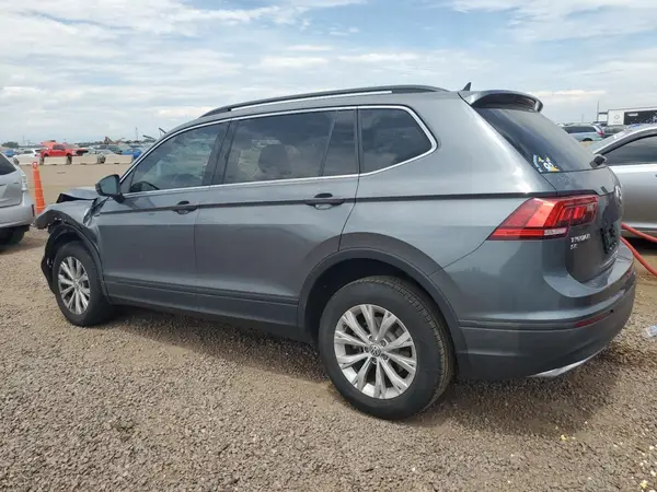 3VV3B7AX9KM093288 2019 VOLKSWAGEN TIGUAN - Image 2