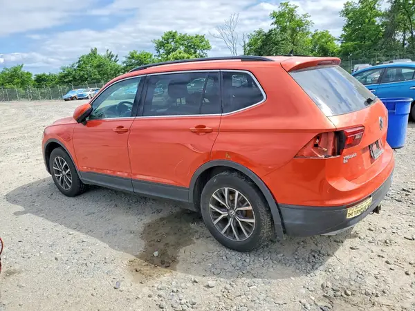3VV3B7AX9KM094201 2019 VOLKSWAGEN TIGUAN - Image 2