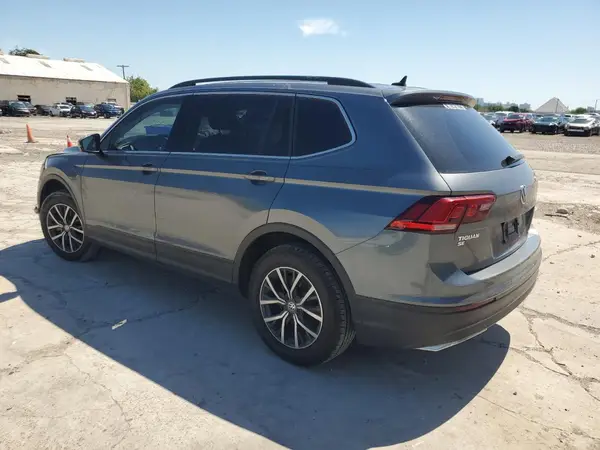 3VV3B7AX9KM094327 2019 VOLKSWAGEN TIGUAN - Image 2