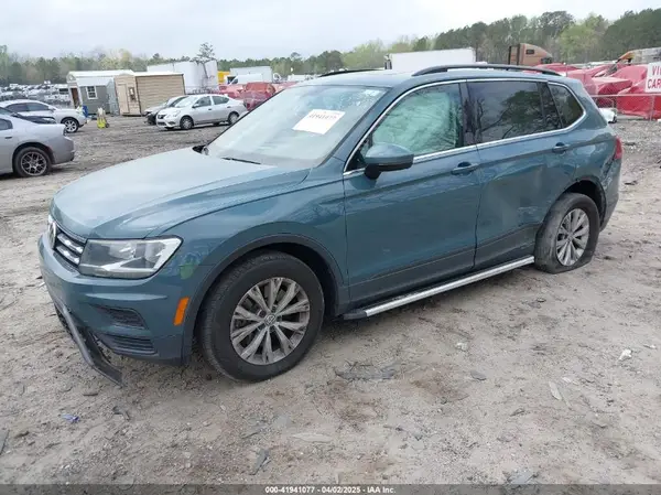 3VV3B7AX9KM094585 2019 VOLKSWAGEN TIGUAN - Image 2