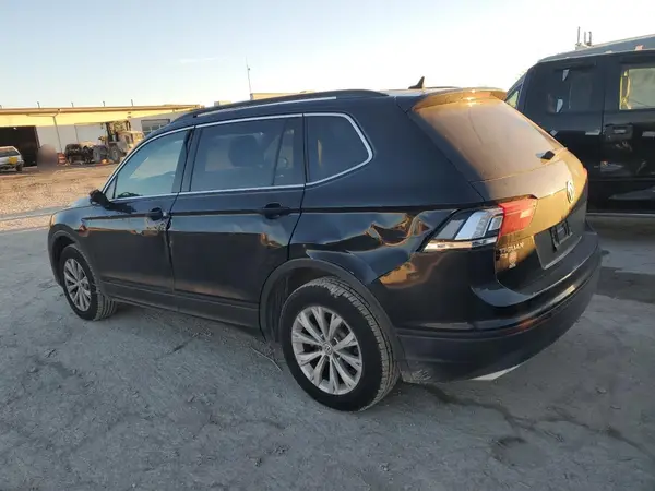 3VV3B7AX9KM102023 2019 VOLKSWAGEN TIGUAN - Image 2
