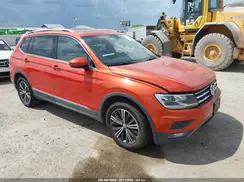 3VV3B7AX9KM108016 2019 VOLKSWAGEN TIGUAN