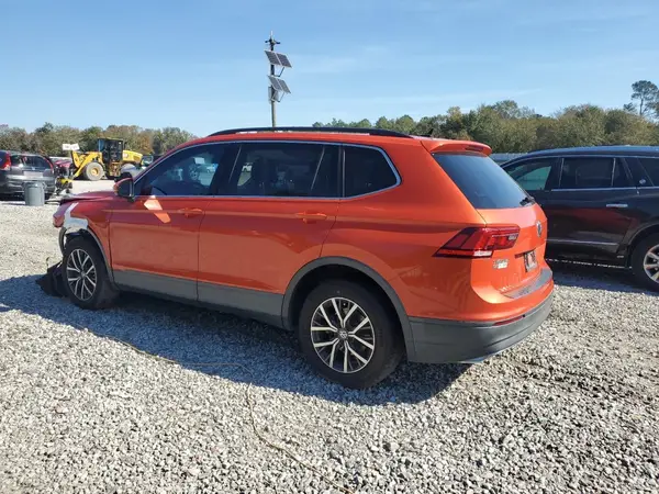 3VV3B7AX9KM124295 2019 VOLKSWAGEN TIGUAN - Image 2