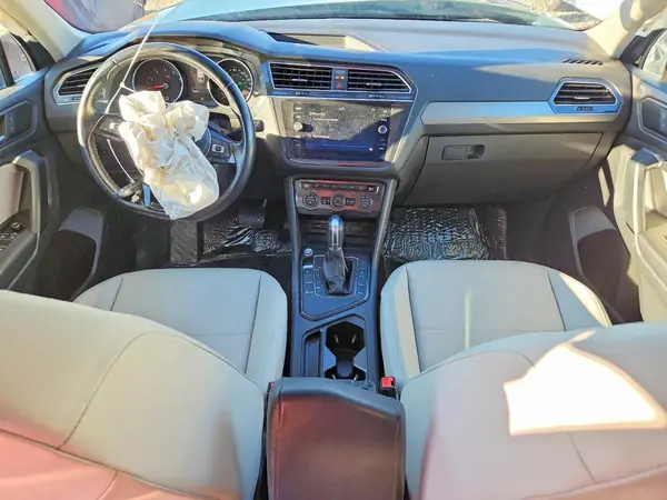 3VV3B7AX9KM137595 2019 VOLKSWAGEN TIGUAN - Image 8