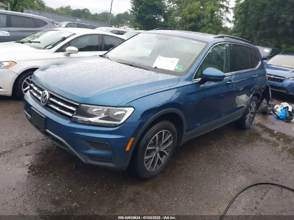3VV3B7AX9KM152520 2019 VOLKSWAGEN TIGUAN - Image 2