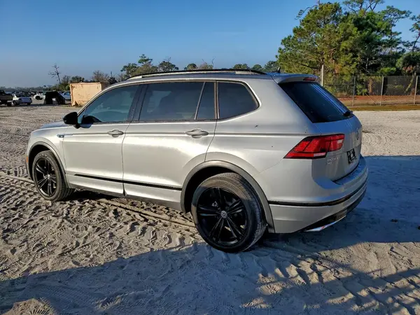 3VV3B7AX9KM169057 2019 VOLKSWAGEN TIGUAN - Image 2