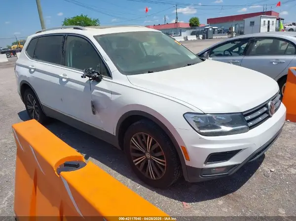 3VV3B7AX9KM189485 2019 VOLKSWAGEN TIGUAN - Image 1