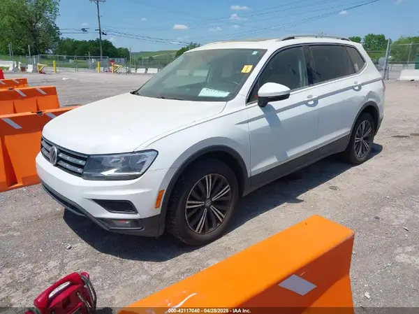 3VV3B7AX9KM189485 2019 VOLKSWAGEN TIGUAN - Image 2