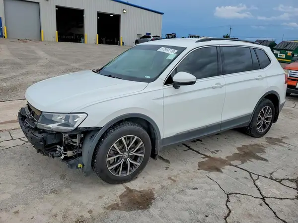 3VV3B7AX9LM012548 2020 VOLKSWAGEN TIGUAN - Image 1