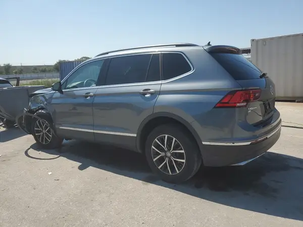 3VV3B7AX9LM018592 2020 VOLKSWAGEN TIGUAN - Image 2