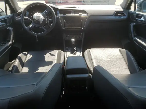 3VV3B7AX9LM018592 2020 VOLKSWAGEN TIGUAN - Image 8