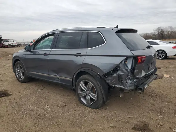 3VV3B7AX9LM044660 2020 VOLKSWAGEN TIGUAN - Image 2