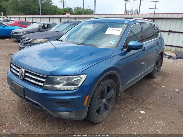 3VV3B7AX9LM081658 2020 VOLKSWAGEN TIGUAN - Image 2