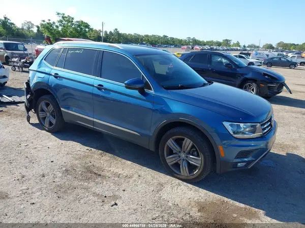 3VV3B7AX9LM084141 2020 VOLKSWAGEN TIGUAN - Image 1