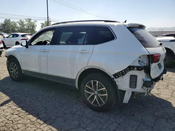 3VV3B7AX9LM092711 2020 VOLKSWAGEN TIGUAN - Image 2