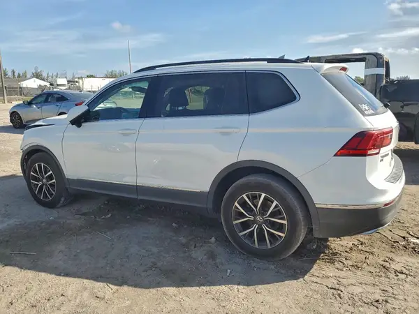 3VV3B7AX9LM097407 2020 VOLKSWAGEN TIGUAN - Image 2