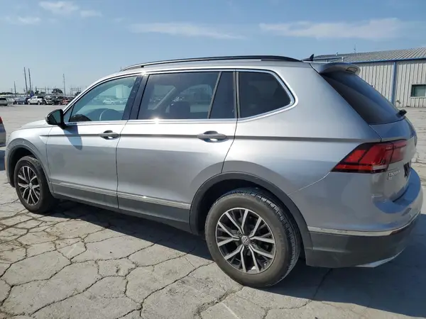 3VV3B7AX9LM124931 2020 VOLKSWAGEN TIGUAN - Image 2