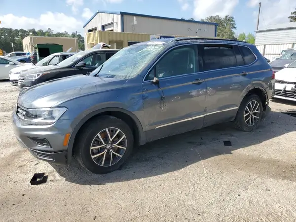 3VV3B7AX9LM141471 2020 VOLKSWAGEN TIGUAN - Image 1
