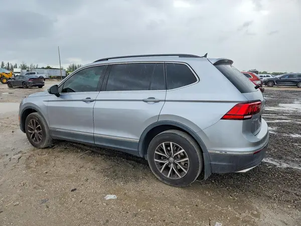 3VV3B7AX9LM141907 2020 VOLKSWAGEN TIGUAN - Image 2