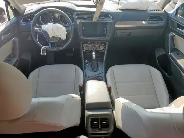 3VV3B7AX9LM157203 2020 VOLKSWAGEN TIGUAN - Image 8