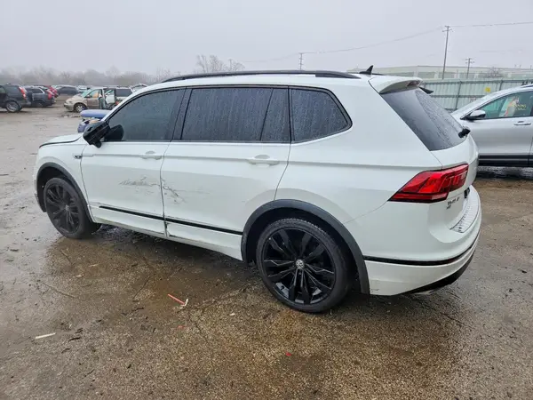 3VV3B7AX9LM157282 2020 VOLKSWAGEN TIGUAN - Image 2