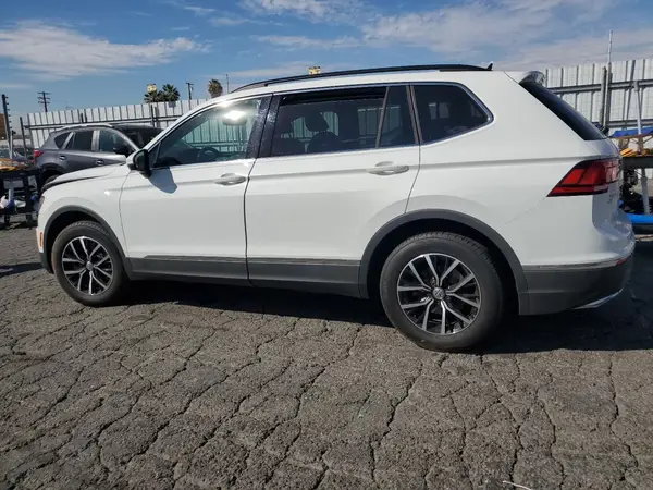 3VV3B7AX9MM017802 2021 VOLKSWAGEN TIGUAN - Image 2