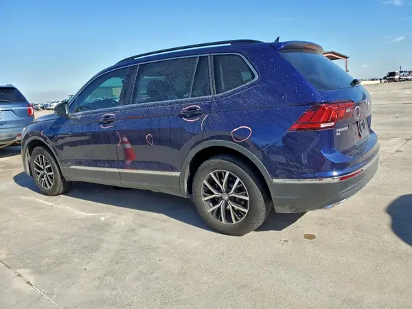 3VV3B7AX9MM018335 2021 VOLKSWAGEN TIGUAN - Image 2