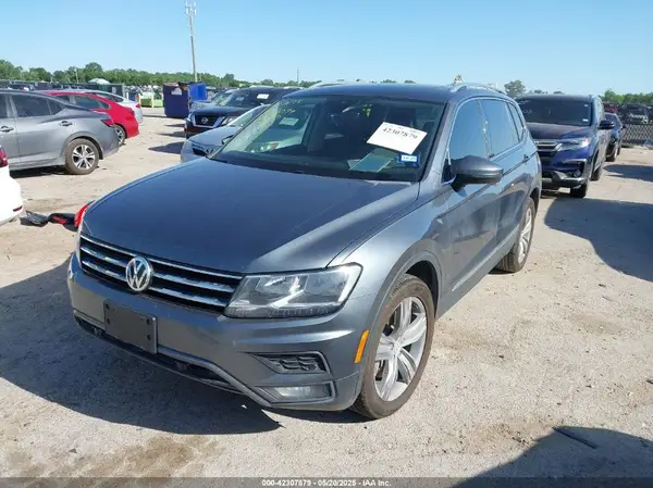 3VV3B7AX9MM024121 2021 VOLKSWAGEN TIGUAN - Image 2