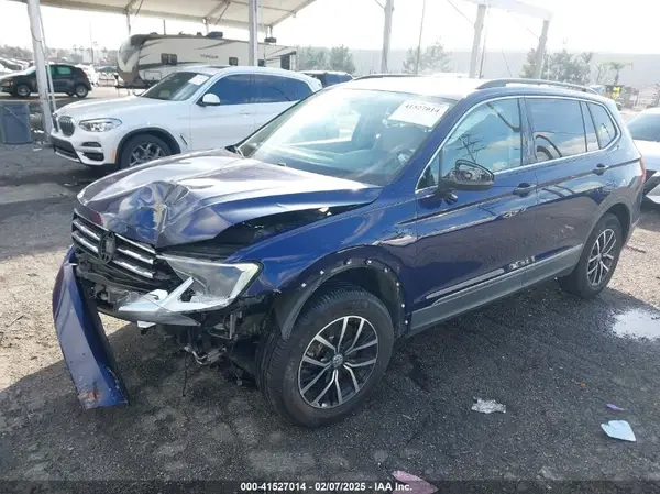 3VV3B7AX9MM051125 2021 VOLKSWAGEN TIGUAN - Image 2