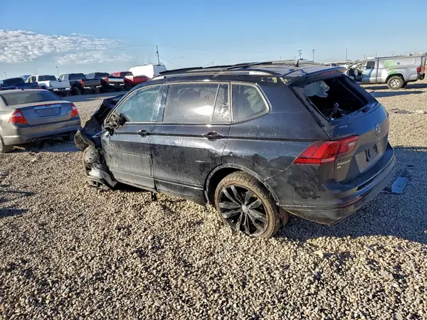 3VV3B7AX9MM052307 2021 VOLKSWAGEN TIGUAN - Image 2
