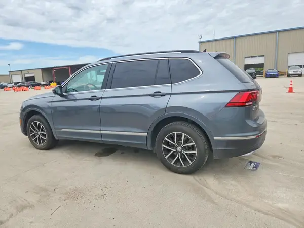 3VV3B7AX9MM067292 2021 VOLKSWAGEN TIGUAN - Image 2