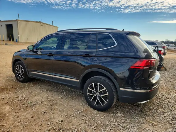 3VV3B7AX9MM130777 2021 VOLKSWAGEN TIGUAN - Image 2